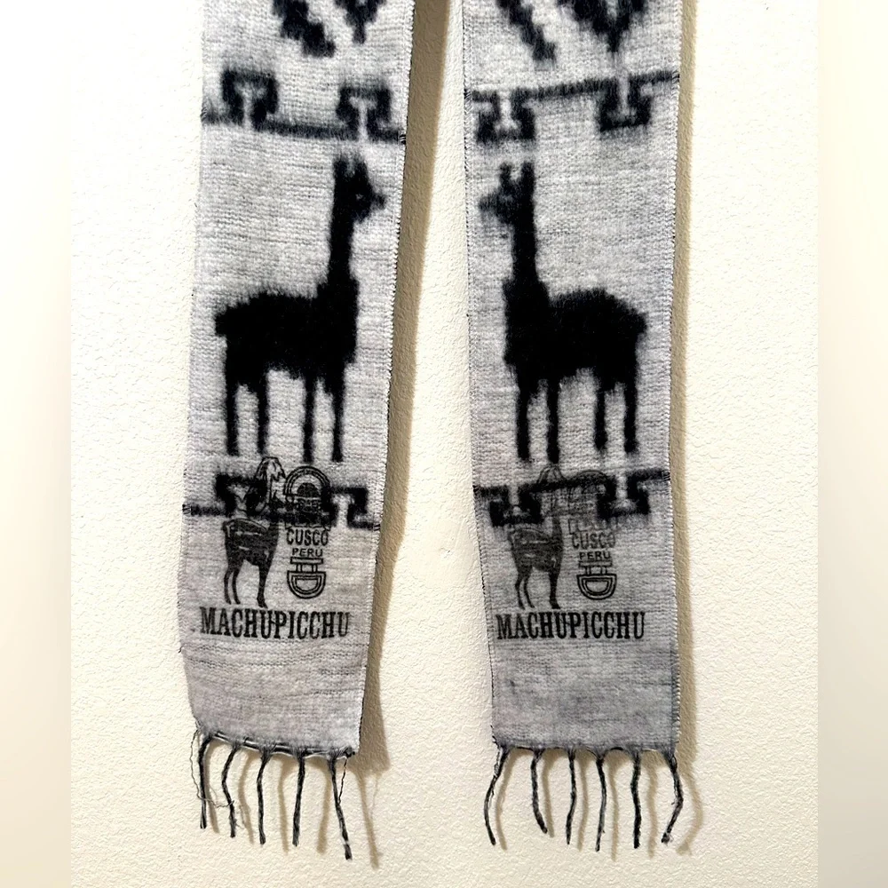 MACHUPICCHU Cusco Peruvian Alpaca Wool Scarf EUC - Picture 3 of 3